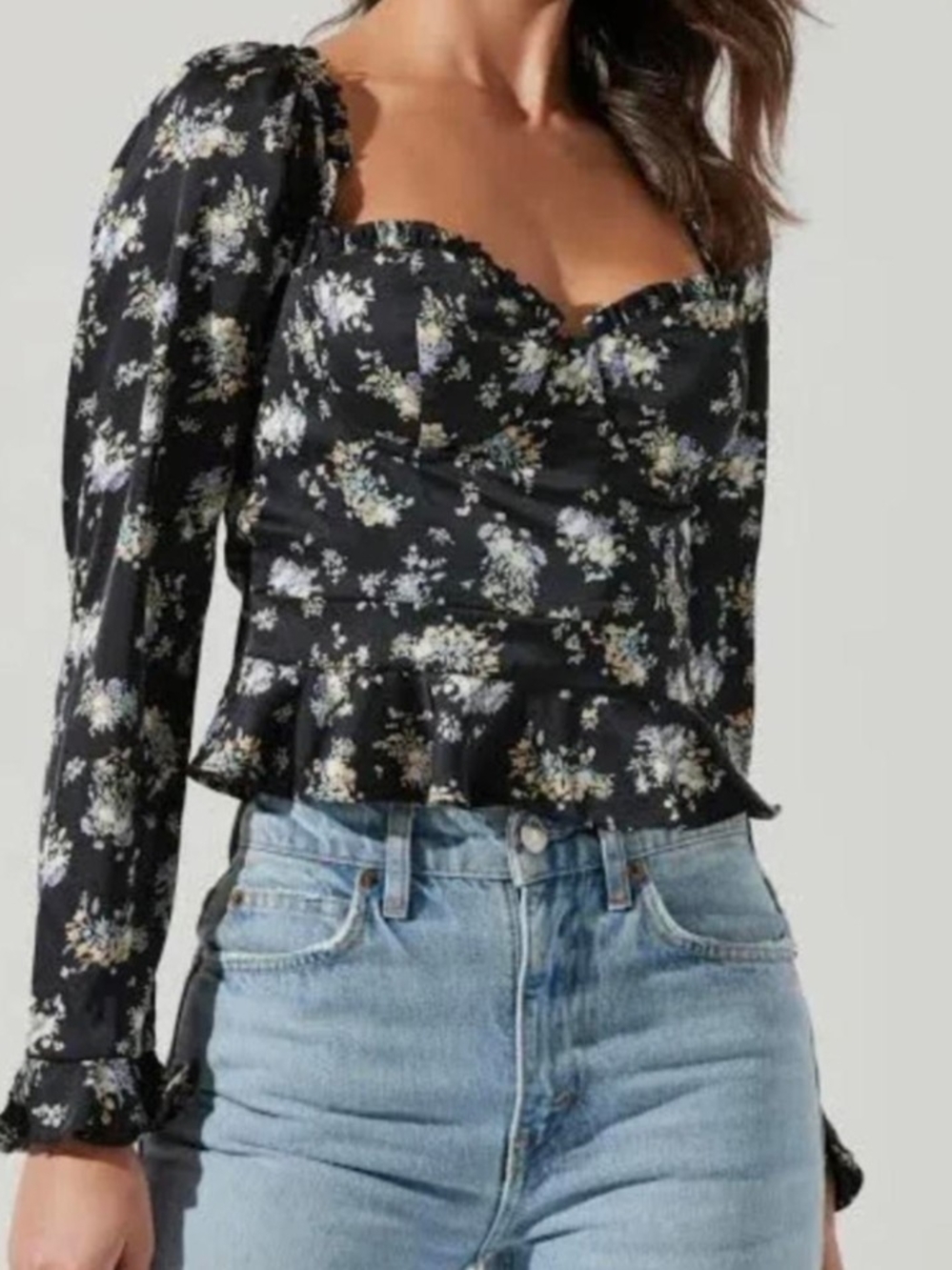 ASTR The Label Black Floral Sweetheart Long Sleeve Smoked Blouse Size M